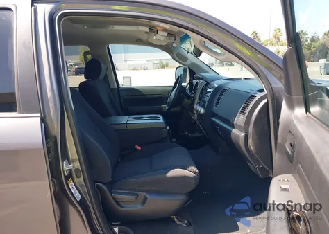 2013 Toyota Tundra Grade 4.6L V8 из США, поврежденный, VIN 5TFEM5F17DX067652